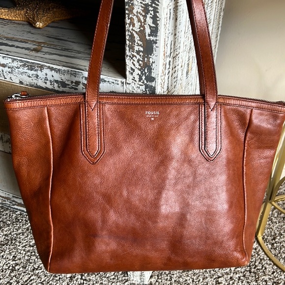 Fossil Bags Fossil Sydney Tote Medium Brown Poshmark